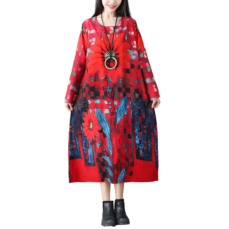 入秋早晚凉!爱美女人别穿打底裤!试试这印花裙，照样美到起飞