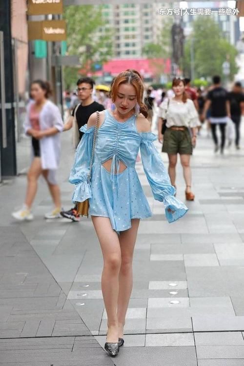 街拍路人：各种经典穿搭体现不同的时尚表现力，有腿有颜有气质！