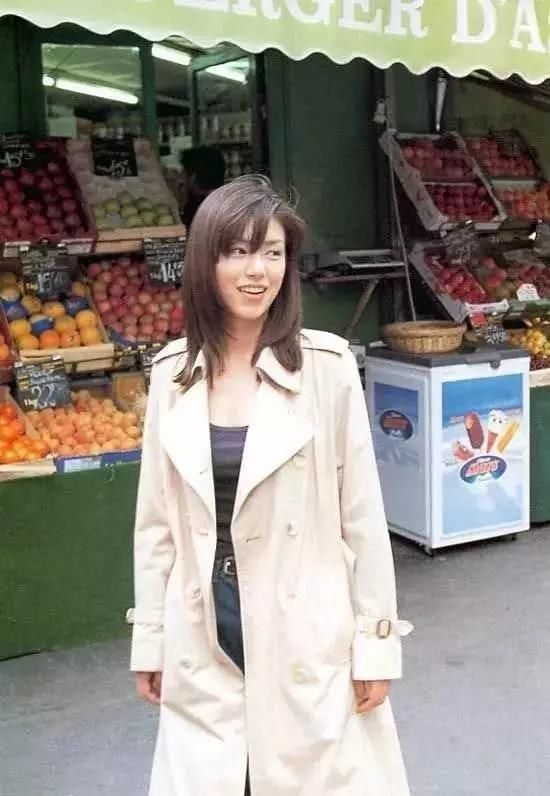 看完80、90年代的日本时尚，美的让我想穿越时光……