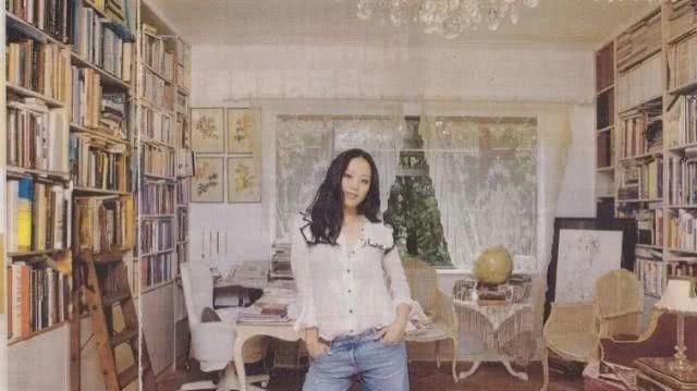  「朋友们」4岁逛连卡佛，13岁成香奈儿常客，她才是初代白富美