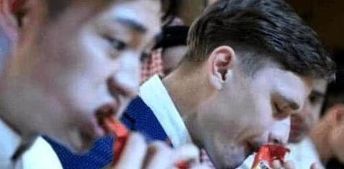 老外嘲笑“这个东西”我们国人吃不起，网友：嫌弃还来不及呢