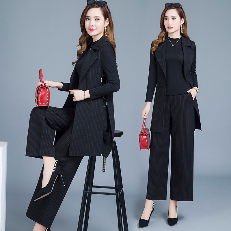 买这款秋装的女人乐坏了!欧美版秋装大气高雅，一看价格忒划算