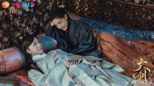 大明风华邓家佳演的角色