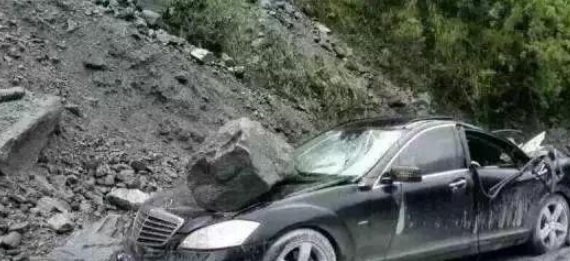 川藏线上的车祸，死亡率为什么都很高？