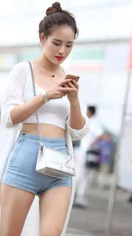 气质, 美貌, 身材都可媲美明星的美女