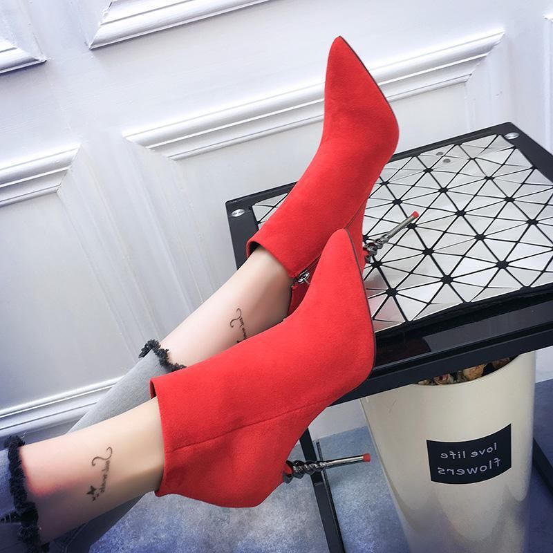 美丽性感的细高跟，比风景要美上三分!