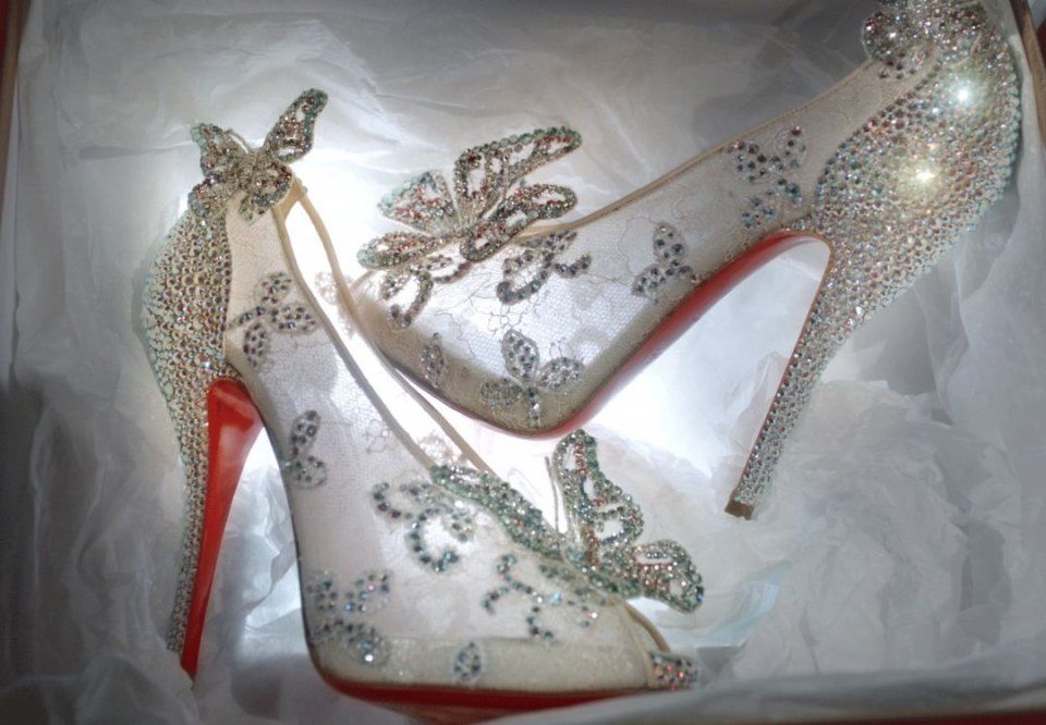 多厉害?丨Queen S说她睡觉也想枕着这双鞋子