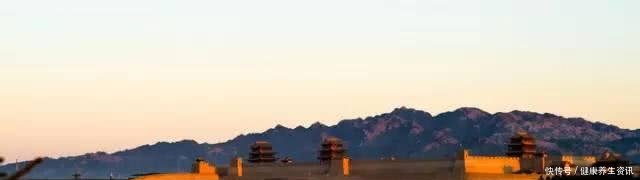 小夫妻42天自驾14000公里, 穿越13个省, 环游半个中国