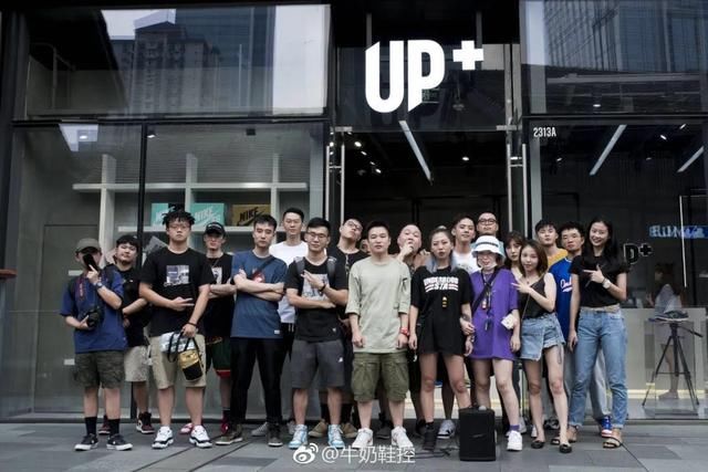  「球鞋」一万块买Dunk是不是智商税？好穿不贵的Dunk都推荐给你