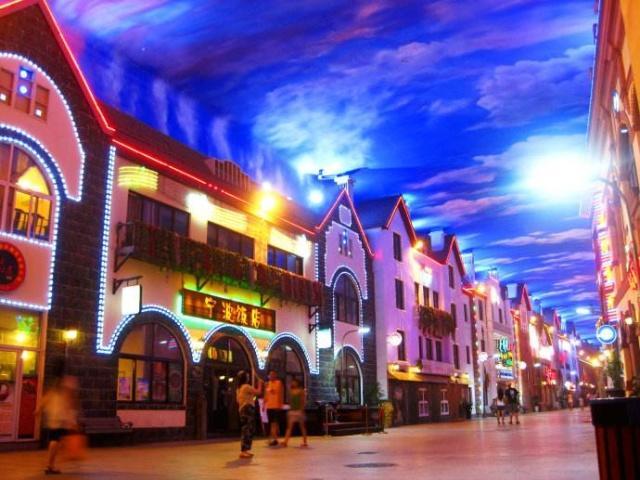 中国最大胆的商业街：为吸引游客“造”了一片天空！景区不收费