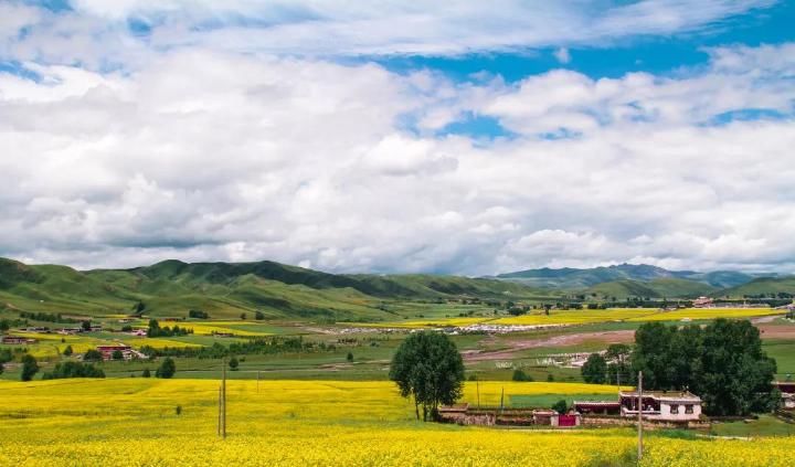 甘孜只是四川的一个州，却包含了四川70%的美景！