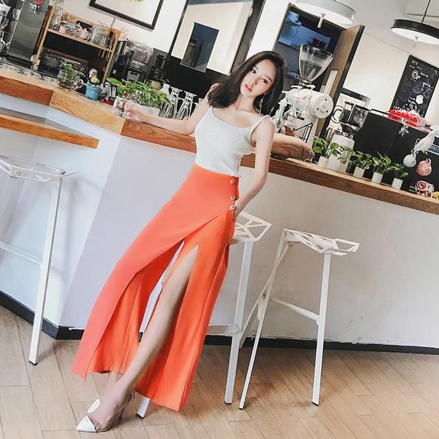 夏季新款高腰裤款式很新颖，出街美成风景，上班干练有型