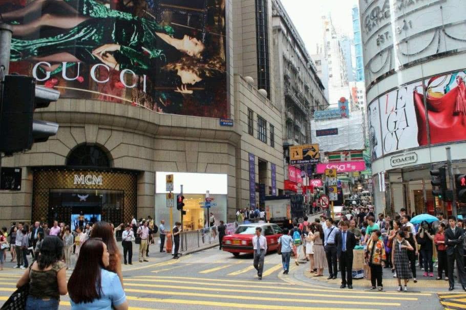 中国“去一次就讨厌”的城市,还是国际大都市,狂遭游客“吐槽”