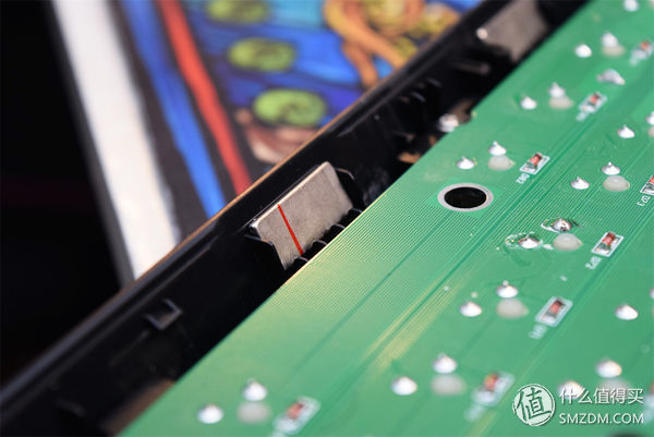 谁说机械键盘就一定吵闹?富勒G900S RGB静音红轴了解一下