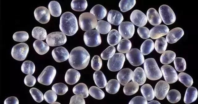 普通沙子放大300倍后是怎么样的?美丽的让人怀疑!