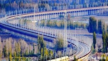 中国(世界)一次性建成里程最长的高铁