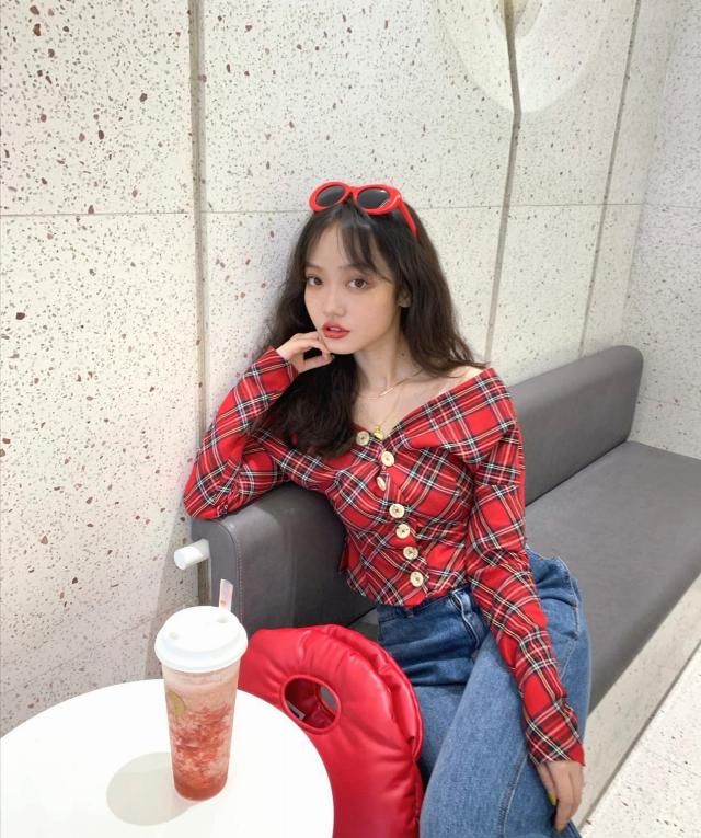 『告别』告别土气俗气!清新又简单的穿搭学一下,初夏穿衣不发愁