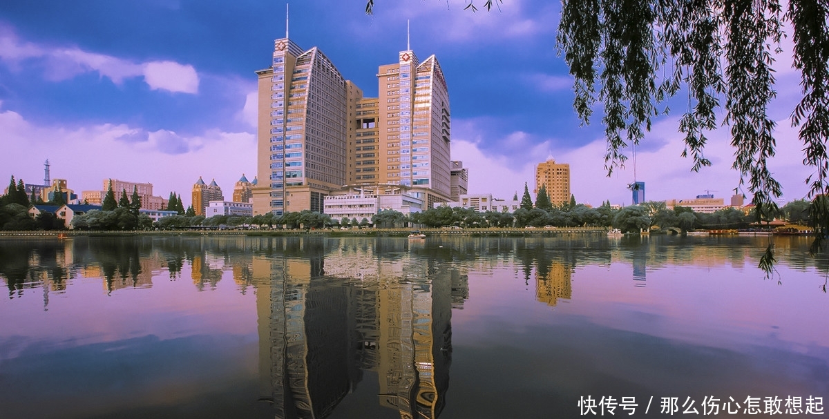 江苏继无锡之后，又一座城市有望突破万亿，不是常州也不是徐州