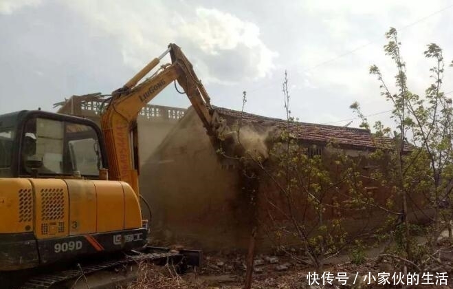  「农村」农村建房再出新规，这4种情况或将属于违建，农民越早知