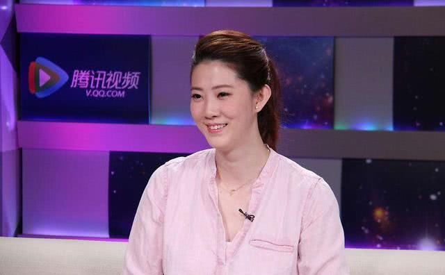  『女排』女排33岁美女近况如何？给灾区捐钱送去精神食粮，遗憾如今仍单身