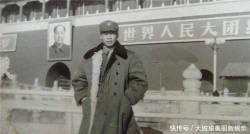 『风靡』曾风靡百年的军大衣,为何后来渐渐消失了?抗美援朝的教训不能忘