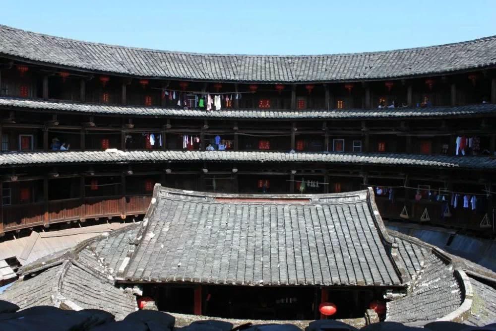  绝美：福建一座绝美小岛，有世界级火山奇观被称为“海下兵马俑”！