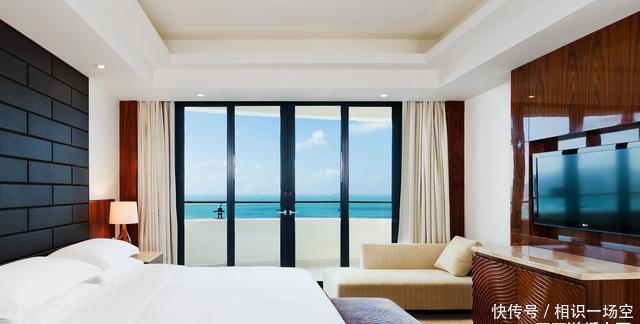 这酒店位于三亚交通核心区,可以欣赏醉美夕阳,初次到三亚必荐