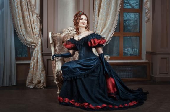 英国女王穿的内裤竟能卖14万天价，还有什么是不能卖的?真是奇葩