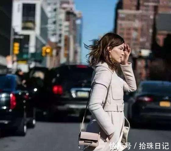  #宽松的版型#今年春天不要错过杏色穿搭，可盐可甜，百搭且不挑人