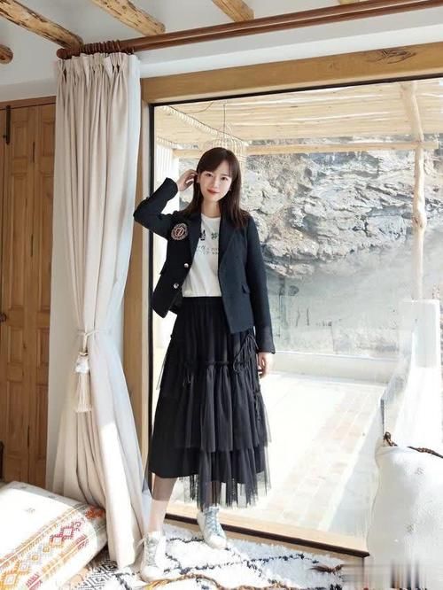  复苏@万物复苏的春季，怎么能少得了裙子呢