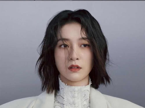 张雪迎■无意被哥哥带入娱乐圈,如今一炮而红,而他出道20年却不为人知