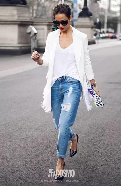 还在穿紧身裤？今年翻边牛仔裤才最火！