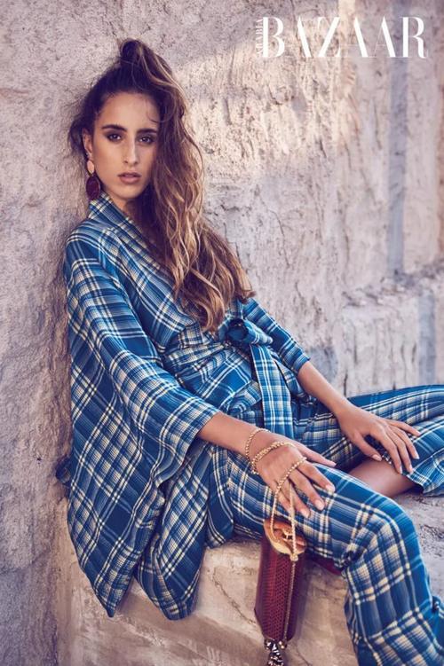 不走秀就回去继承家业？沙特史上第一位走上高定秀场的模特就是她