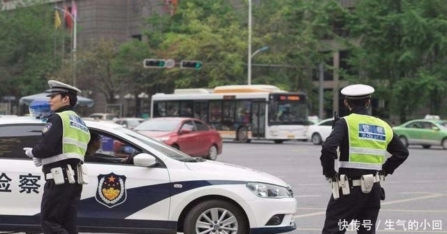  HOV：HOV车道你见过吗？误入后扣3分，罚款100元