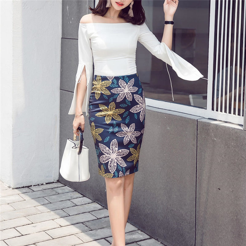 学下图精致女人穿一步包臀裙，优雅有女人味，前凸后翘美死人