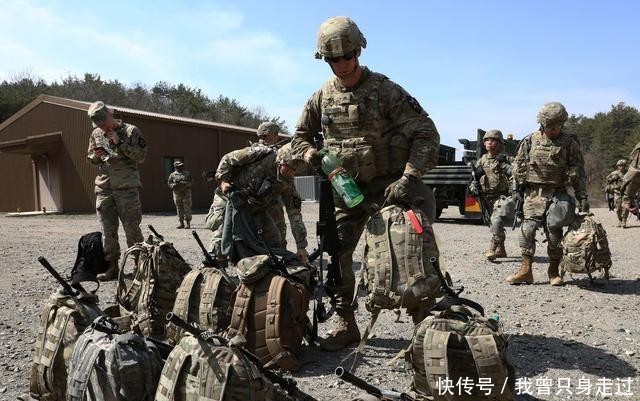 士兵:6百多感染,美军陷两线作战!回国士兵竟在停尸房隔离,太惨了!
