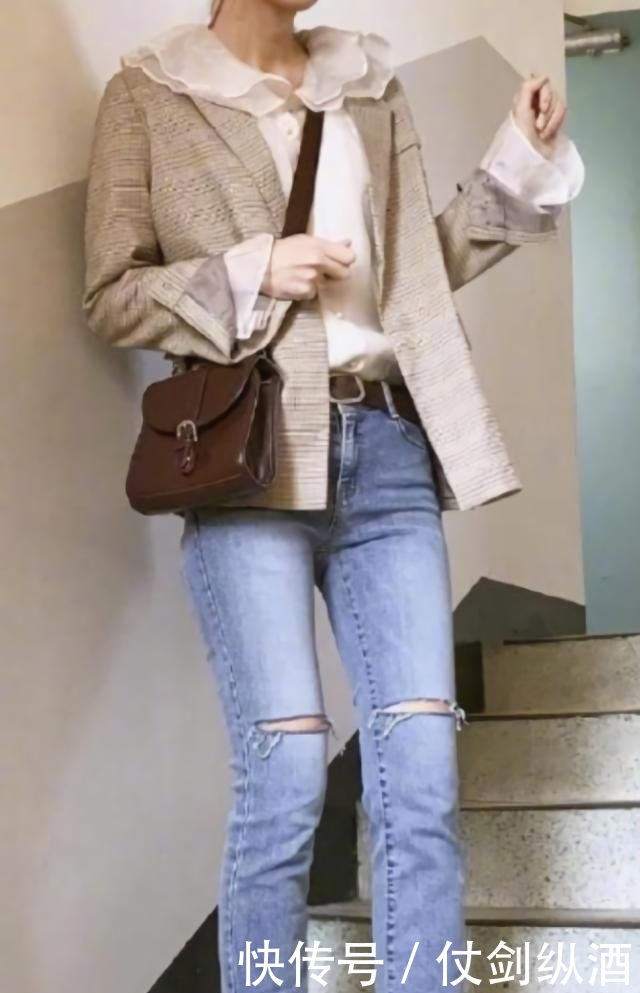  [放假]这10套校园风穿搭放假也要穿，短裙遮住大腿1/3时，最显腿长