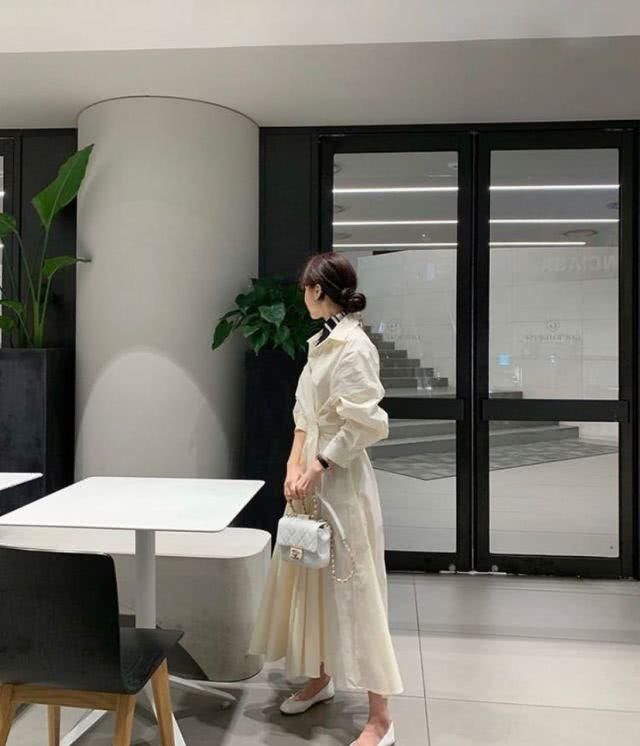  『今春』今春不穿连衣裙＋平底鞋，你都不知自己有多美