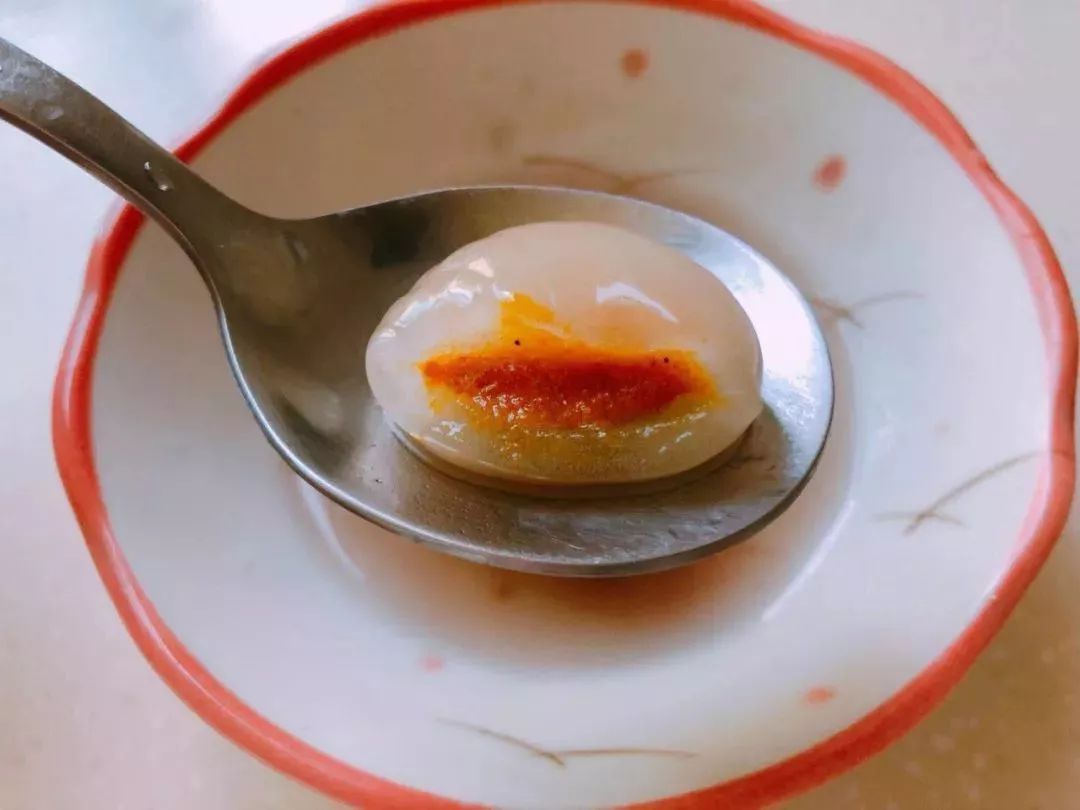 还争甜咸 我们狂吃十几包汤圆 榴莲抹茶玫瑰花 都市快报 雪花新闻