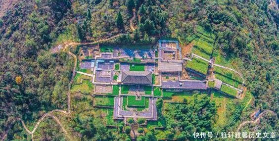 中国唯一建在绝壁上的土司宫殿,规模宏大,王宫气派,六关雄踞