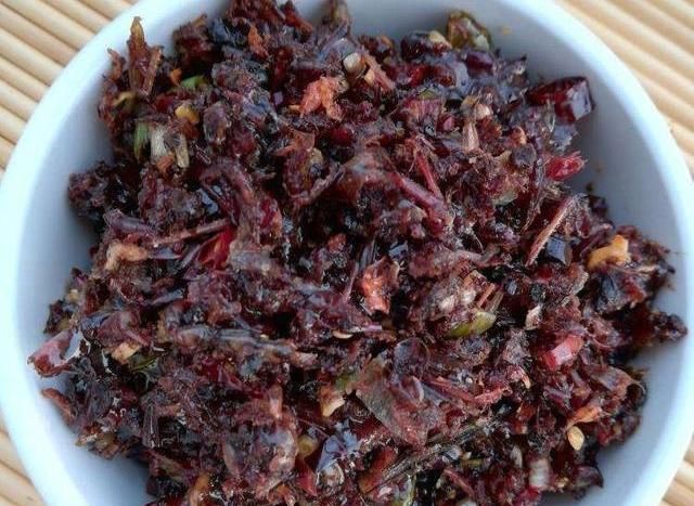  【当地】“蝗虫过境，寸草不留”，那你知道蝗虫最怕什么？怎么