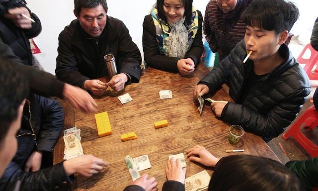  农民：农村新四害你们当地有吗？其中第3害最令人头疼，农民苦不