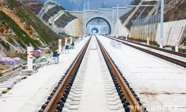 四川49km地铁年底进入试运营，施工4.5年设41站，经过你家吗