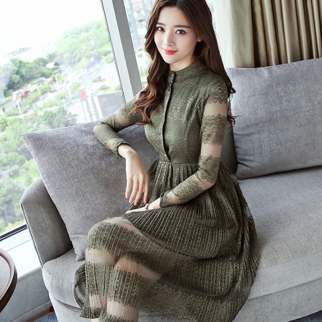 这裙子的确贵了点，但真的很美，超显气质，超性感迷人