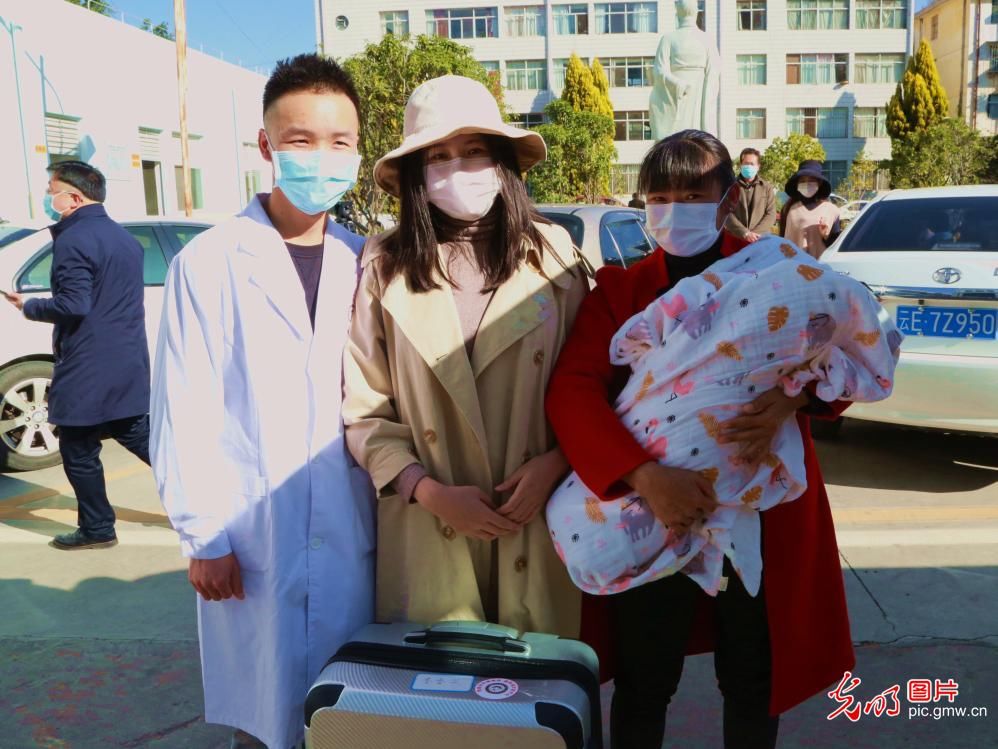  赶赴湖北省咸宁市支：致敬！9名医护“精兵”驰援湖北咸宁