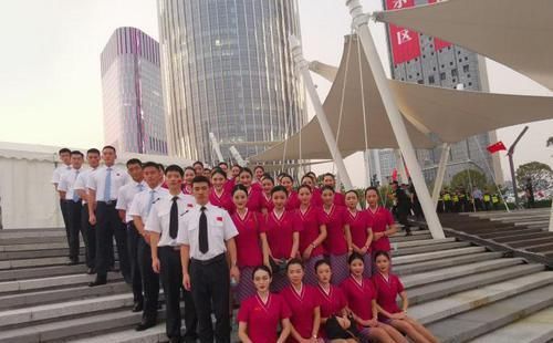 航空公司■并不是为了性感，“空姐”为什么要每天穿丝袜？原来是这4个原因