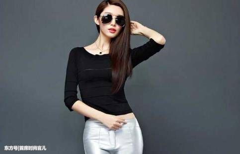 清纯甜美的打底裤美女，尽显成熟女人味，让你体验一把时尚