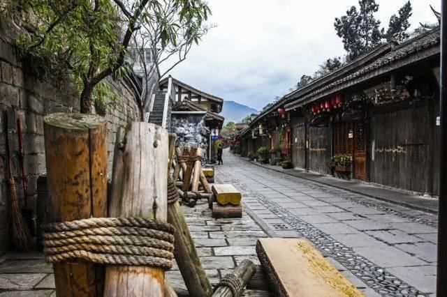 成都最清闲的古街,被称为茶马道上第一街,风光堪比云南丽江