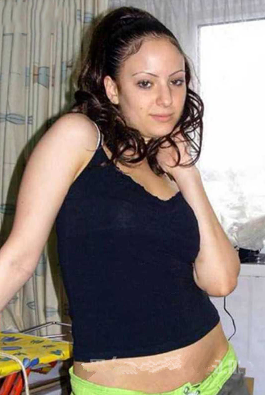 女子花费近14万整容,“只能站不能做”担心填充物会爆炸