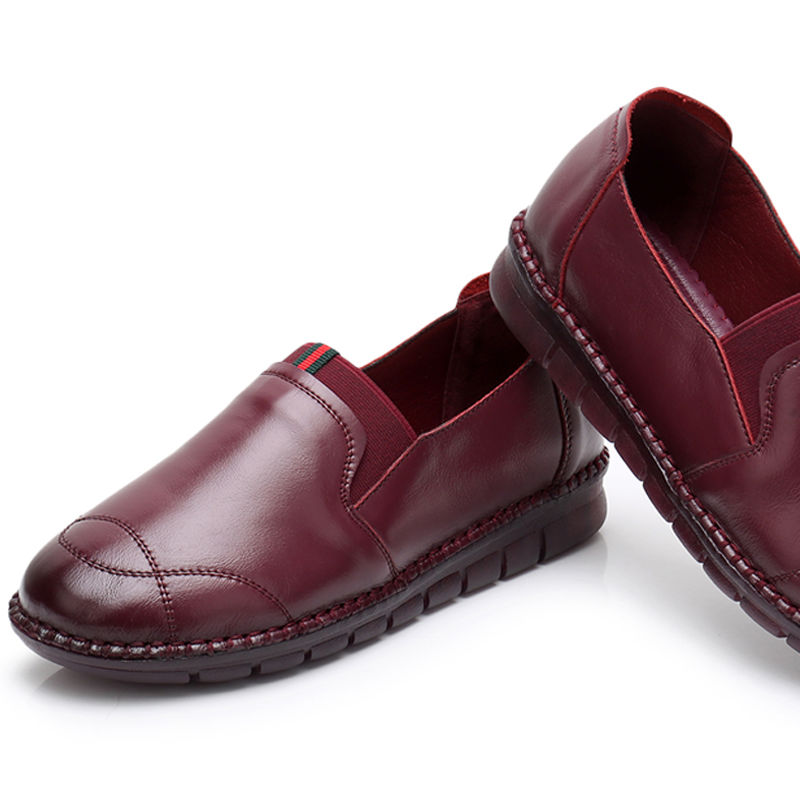 五六十岁妈妈别穿高跟鞋，这几款舒适的妈妈鞋，特别柔软养脚